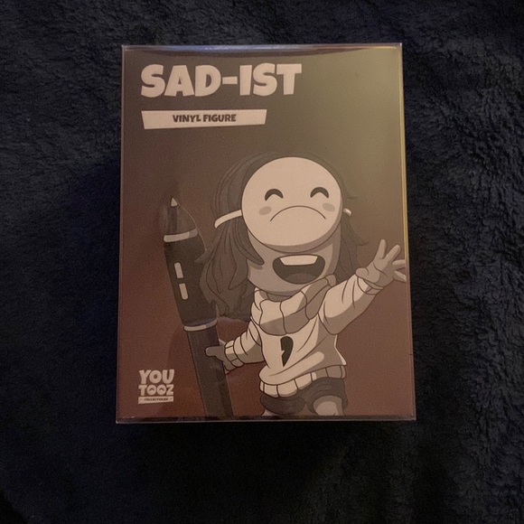 Sad-it’s Youtooz - Picture 1 of 4